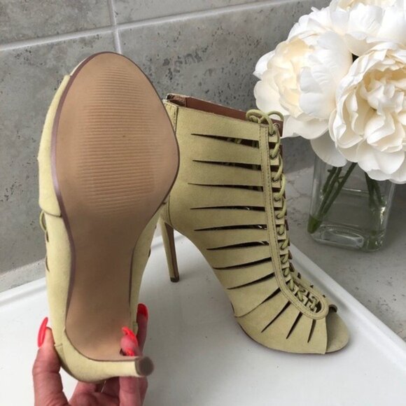 Steve Madden Women’s Lace-Up Booties Size 8 - Picture 16 of 16